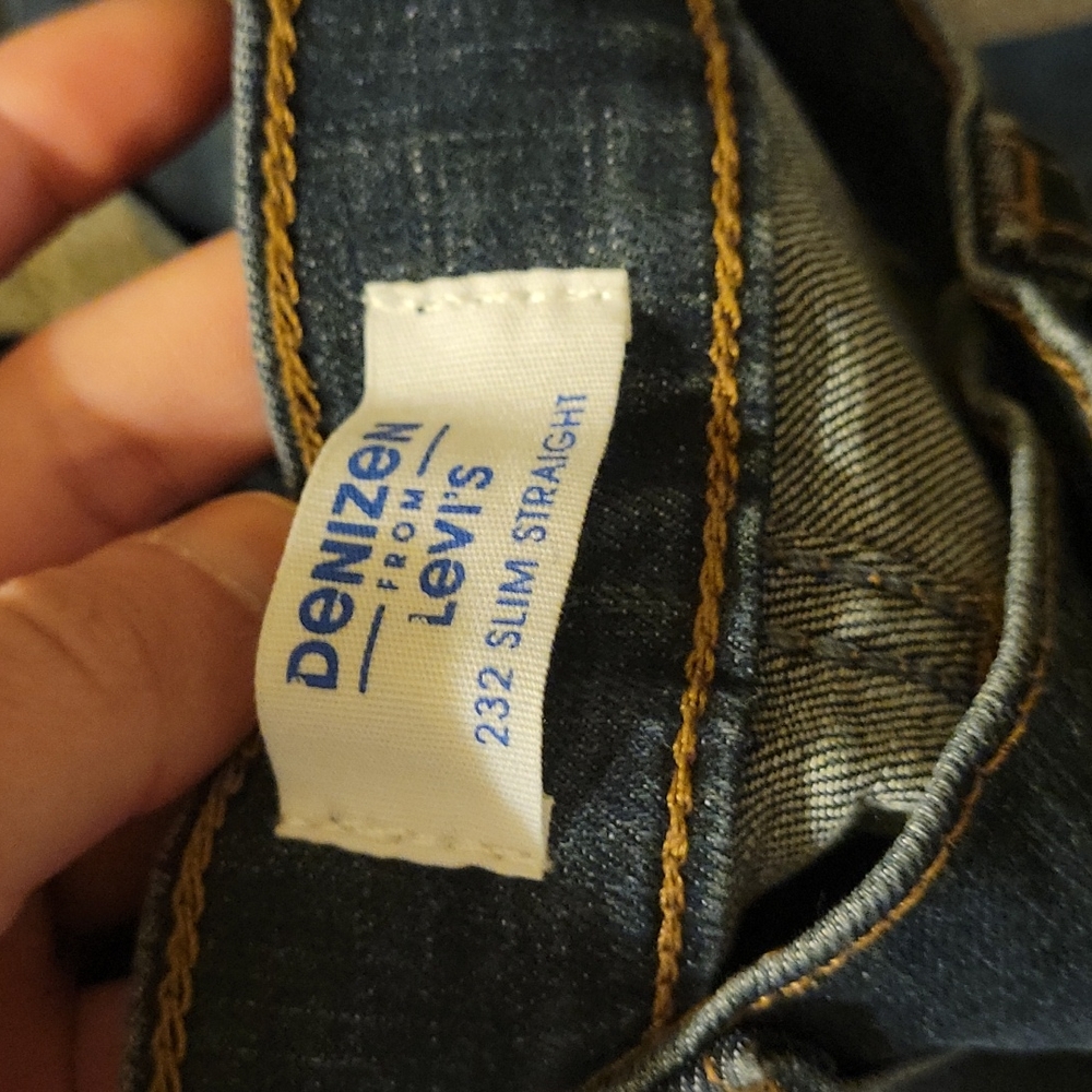 jeans